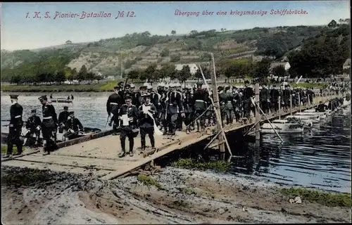 Ak 1. K. S. Pionier Bataillon No. 12, Übergang über eine kriegsmässige Schiffbrücke
