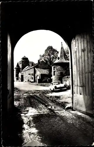 Ak Anthisnes Wallonien Lüttich, St. Laurent et la tourette, l'entrée de la ferme