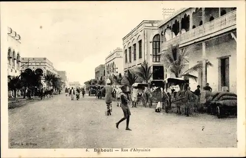 Ak Djibouti Dschibuti, Rue d'Abyssinie, Fuhrwerke