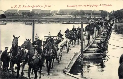 Ak 1. K. S. Pionier Bataillon No. 12, Übergang über eine kriegsfertige Schiffbrücke