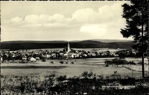 Ak Medebach im Hochsauerlandkreis, Gesamtansicht, Kirche