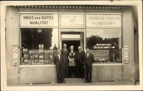 Foto Ak Haus der guten Qualität, Zigarren Pfeifen Fachgeschäft, Engro Detail H. Kleine Natrop