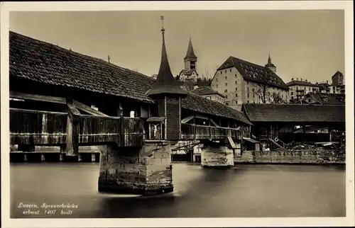 Ak Luzern Stadt Schweiz, Spreuerbrücke, gedeckte Brücke
