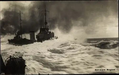 Ak Deutsche Kriegsschiffe, Schwere Bugsee