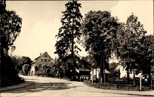 Ak Eichhorst Mecklenburg, Gaststätte Schorfheide, Straßenpartie