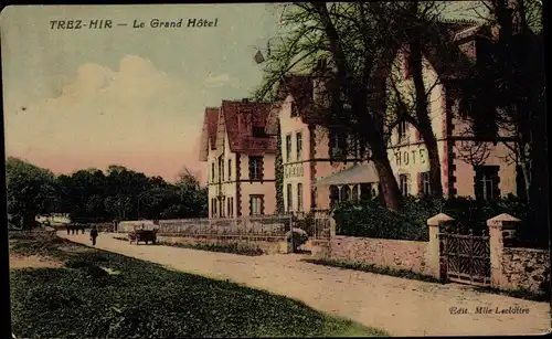 Ak Le Trez Hir Plougonvelin Finistère, Le Grand Hotel