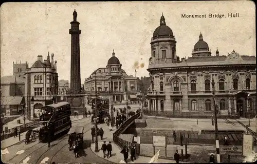 Ak Kingston upon Hull Yorkshire, Monument Bridge