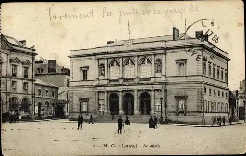 Ak Laval Mayenne, La Mairie