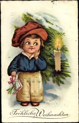 Ak Glückwunsch Weihnachten, Junge mit Geschenk, brennende Kerze