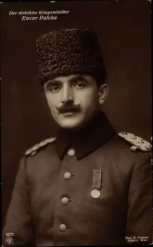 Ak Enver Pascha, Türkischer Kriegsminister, Portrait