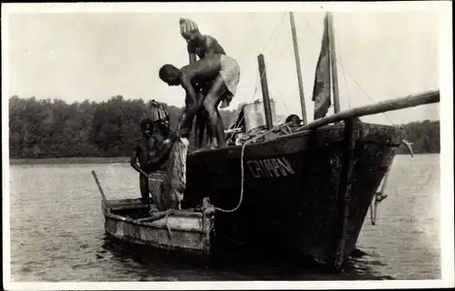 Ak Guinea, Retour de chasse, Rückkehr vom Fischfang