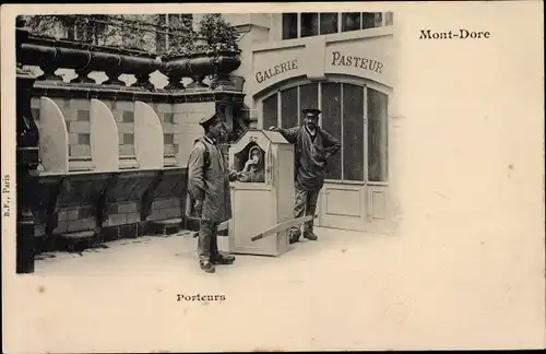 Ak Le Mont Dore Puy de Dôme, Porteurs, Galerie Pasteur, Sänfte