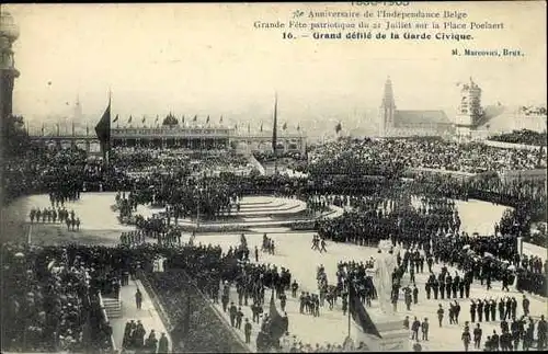 Ak 75e Anniversaire de l'Independance Belge, Place Poelaert, Grand defilé de la Garde Civique