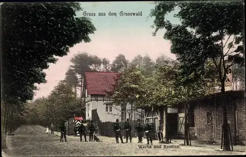 Ak Berlin Wilmersdorf Grunewald, Wache und Kantine, Soldaten in Uniformen