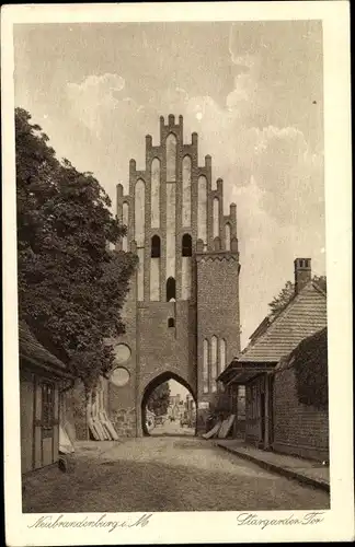 Ak Neubrandenburg in Mecklenburg Vorpommern, Stargarder Tor