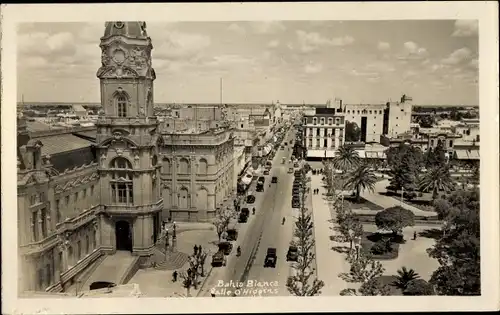 Foto Ak Bahía Blanca Argentinien, Straßenpartie, Kirche, Palmen