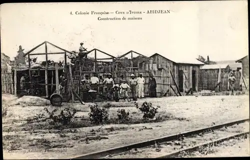 Ak Abidjan Elfenbeinküste, Construction de maisons