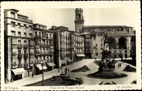 Ak Vitoria Gasteiz Baskenland Spanien, Plaza de la Virgen Blanca