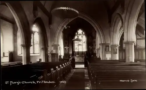 Ak Frittenden Kent England, St. Mary's Church, Innenansicht