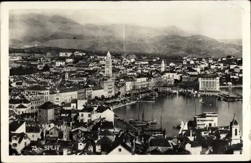 Ak Split Kroatien, Blick zur Stadt, Hafen