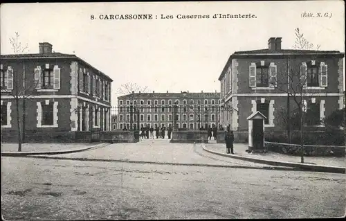 Ak Carcassonne Aude, Les Casernes d'Infanterie