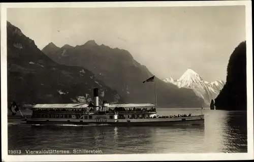 Ak Salondampfer Italia, Steuerbordseite, Vierwaldstättersee, Berglandschaft