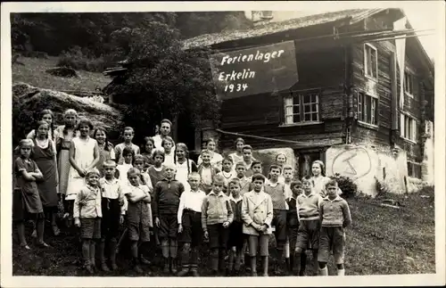 Foto Ak Ferienlager Erkelin 1934, Kinder, Gruppenportrait