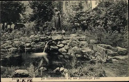 Ak Berlin Wilmersdorf, Der Gänsellieselbrunnen auf dem Nikolsburger Platz