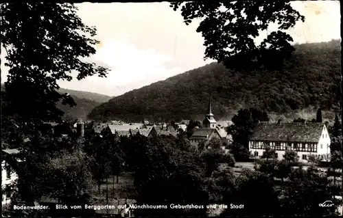 Ak Bodenwerder in Niedersachsen, Münchhausens Geburtshaus und Stadt