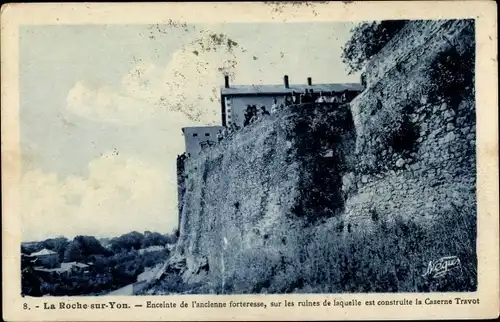 Ak La Roche sur Yon Vendée, Enceinte de l'ancienne forteresse, sur les ruines