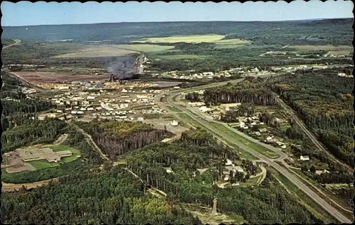 Ak Chetwynd British Columbia Kanada, Fliegeraufnahme, Zeche