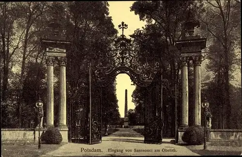 Ak Potsdam in Brandenburg, Eingang von Sanssouci am Obelisk