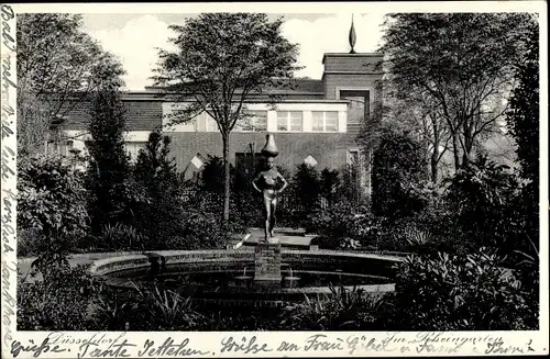 Ak Düsseldorf am Rhein, Brunnen im Rheingarten