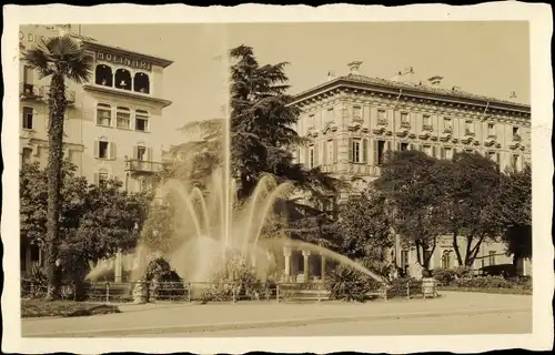 Ak Lugano Kt. Tessin Schweiz, Piazza Giardino