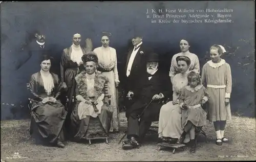 Ak Fürst Wilhelm von Hohenzollern, Prinzessin Adelgunde von Bayern, Königsfamilie