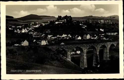 Ak Daun in der Eifel Rheinland Pfalz, Gesamtansicht