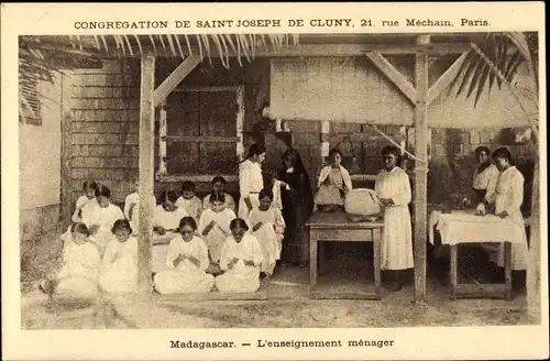 Ak Madagaskar, L'enseignement ménager