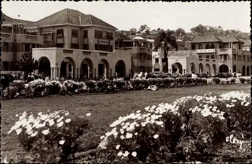 Ak Tananarive Madagaskar, L'Hôtel  de Ville, Avenue de la Libération