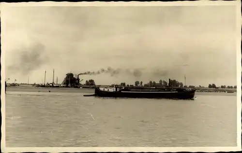 Foto Ak Szene vom Rhein, Rheindampfer