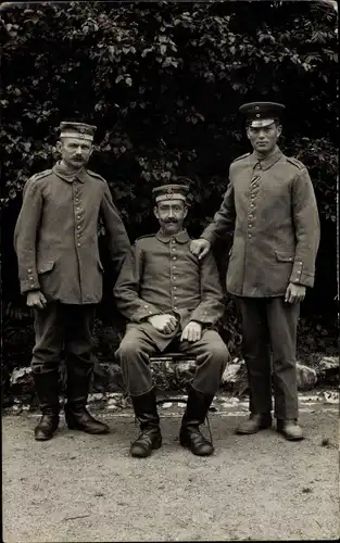 Foto Ak Coburg, Deutsche Soldaten in Uniformen