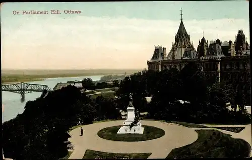 Ak Ottawa Ontario Kanada, On Parliament Hill, Monument