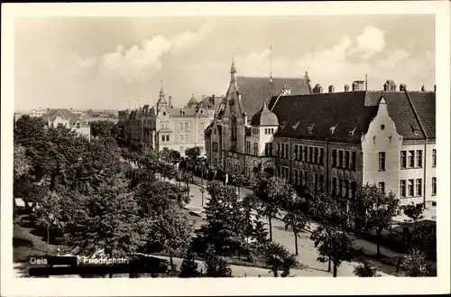 Ak Oelsitz in Sachsen, Friedrichstraße, Vogelschau, Häuserpartie, Bäume