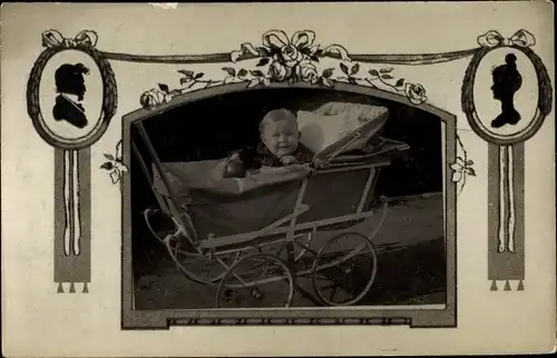 Passepartout Ak Kleinkind in einem Kinderwagen