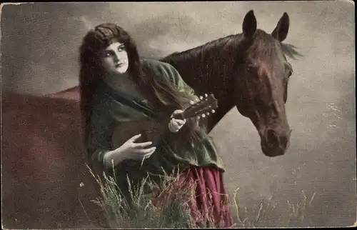 Ak Junge Frau mit Laute, Pferd