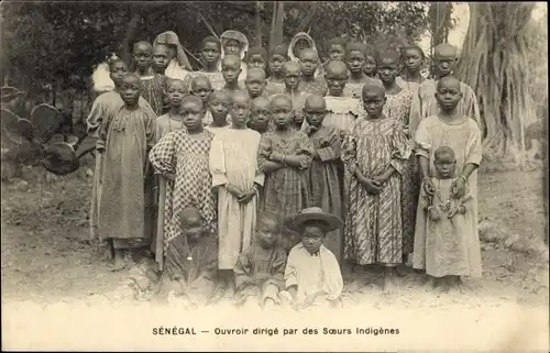 Ak Senegal, Ouvroir dirigé par des Soeurs indigènes