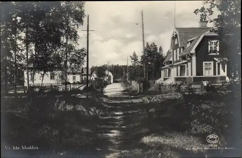 Ak Munkfors Schweden, Straßenpartie, Wohnhäuser