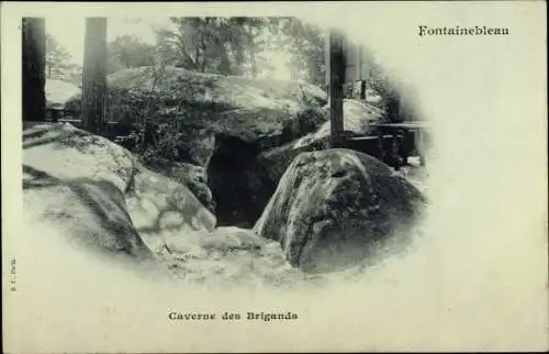 Ak Fontainebleau Seine et Marne, Caverne des Brigands