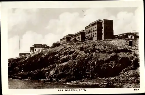 Ak Aden Jemen, Ras Boradli