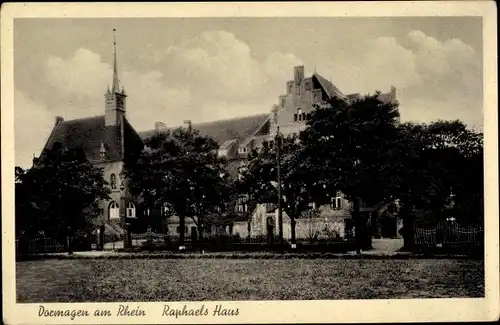 Ak Dormagen am Niederrhein, Raphaels Haus, Totalansicht, Bäume