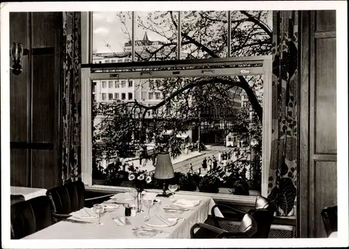 Ak Düsseldorf am Rhein, Restaurant Müllers & Fest, Blick durchs Fenster, Königsallee, Straßenbahn